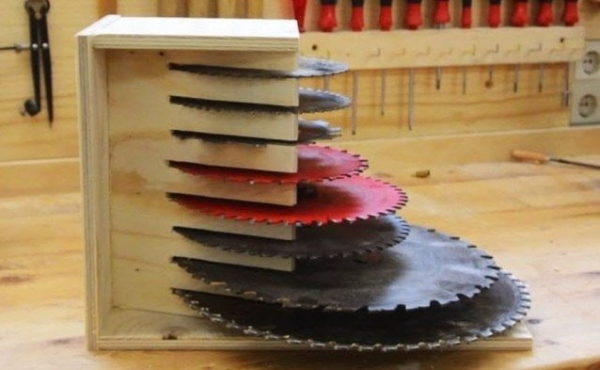 quick storage blade system