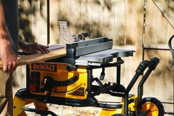 Dewalt Portable Table Saw