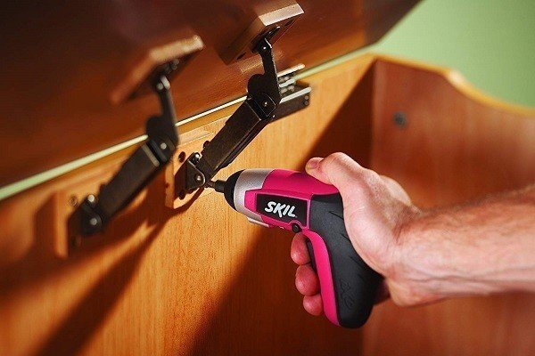 How To Buy The Best Cordless Screwdrivers How To Buy The Best Cordless Screwdrivers